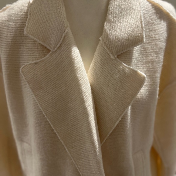 Ivory Zara Oversized Knit Blazer w Silver Buttons. Double breasted. - Picture 4 of 8